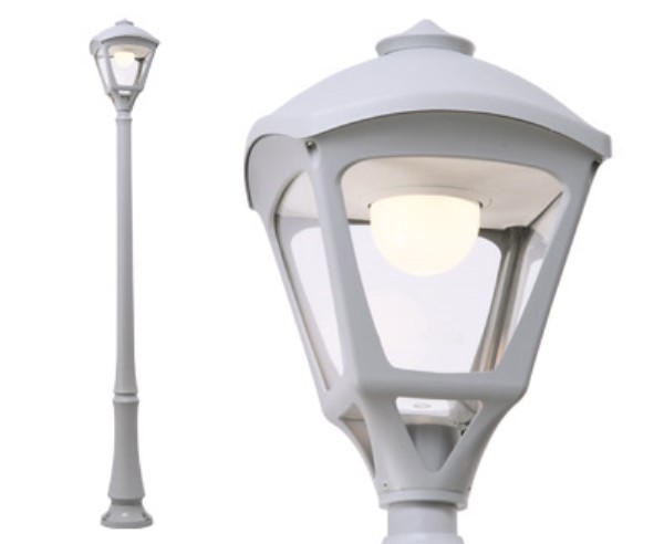 (image for) Single Large Head Lamp Post